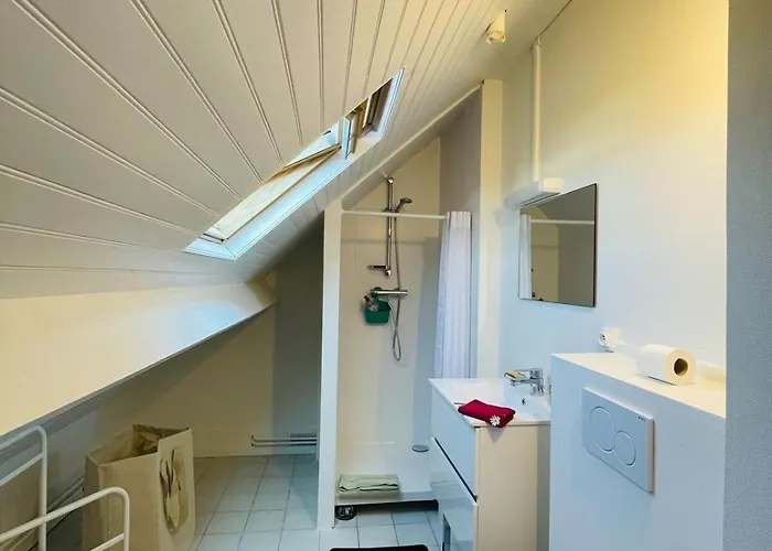 Casa Spacieuse אנז'ה