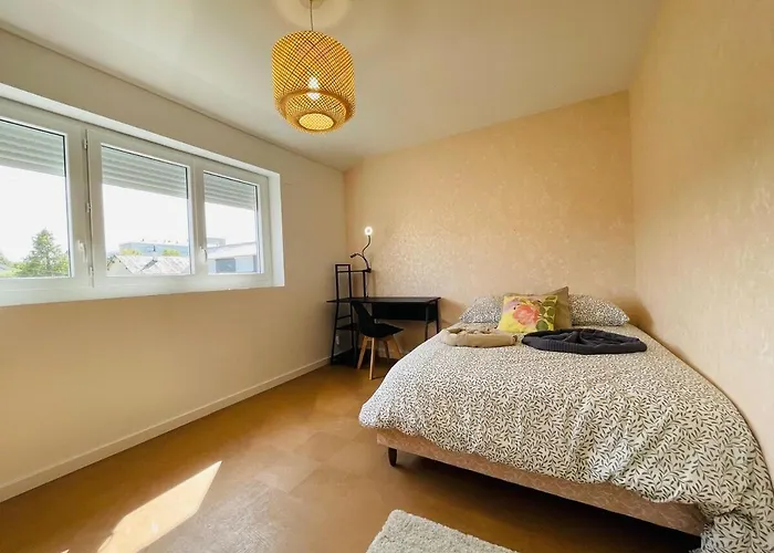 Casa Spacieuse אנז'ה